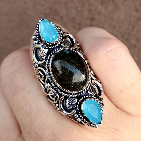 New Labradorite & Chalcedony 925 Silver Statement Ring. - Picture 15 of 15